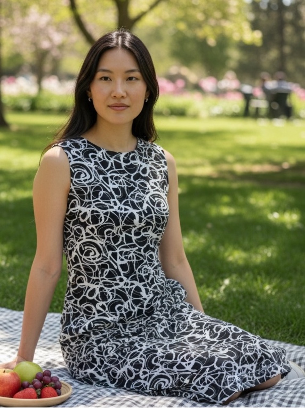 Scarlett Black and White Swirl Dress w/2 Pockets